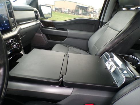 Used 2021 Ford F150 Lariat w/ Max Trailer Tow Package AWD/4WD image 25