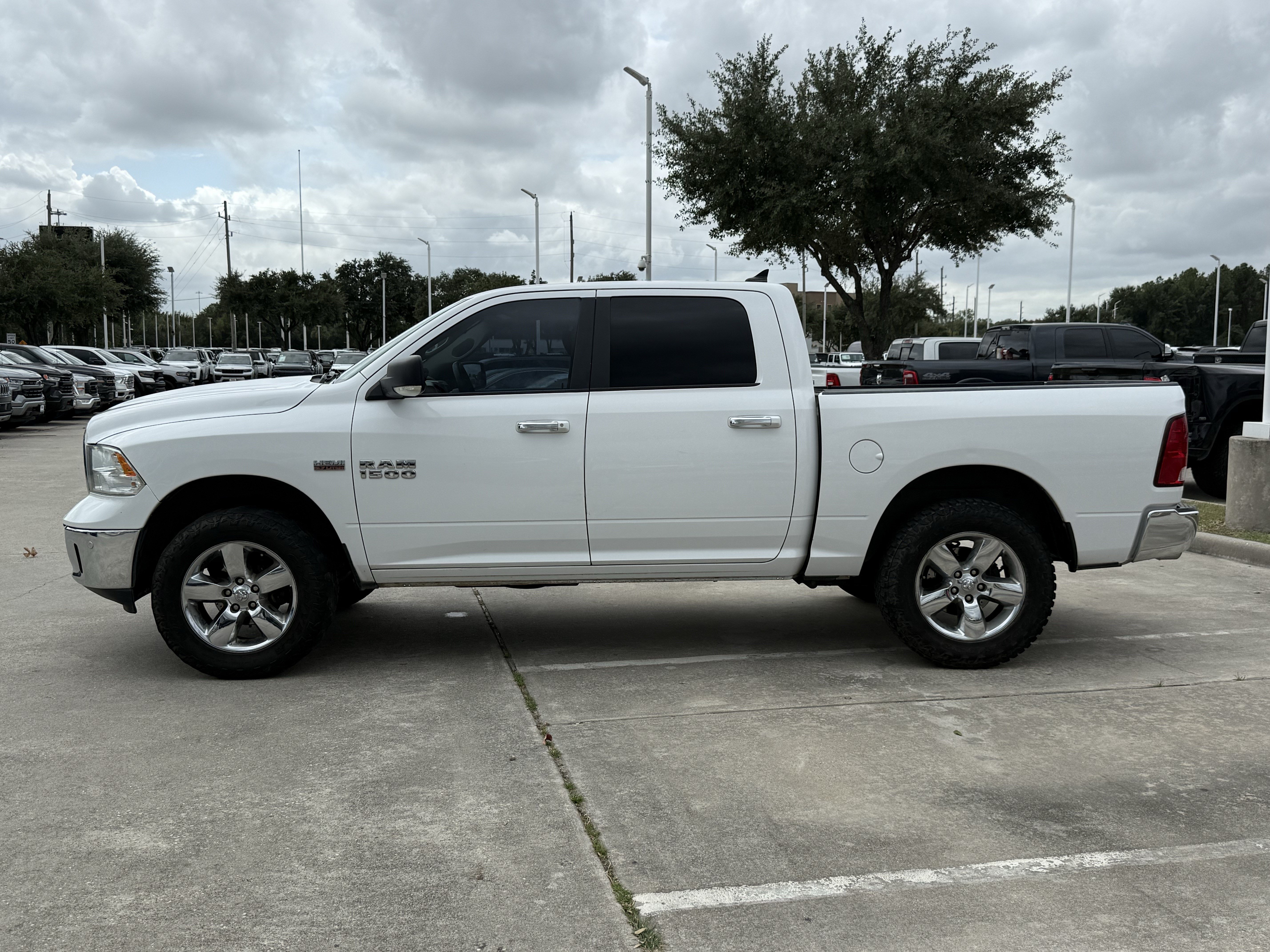 Used 2017 RAM 1500 Big Horn AWD/4WD image 8