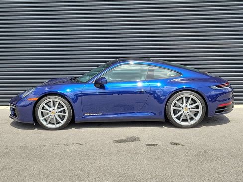 Certified 2024 Porsche 911 Carrera 4S AWD/4WD image 2