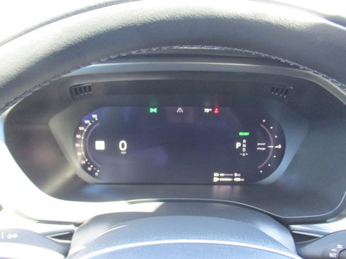 Used 2022 Volvo XC60 T8 Inscription w/ Advanced Package AWD/4WD image 19