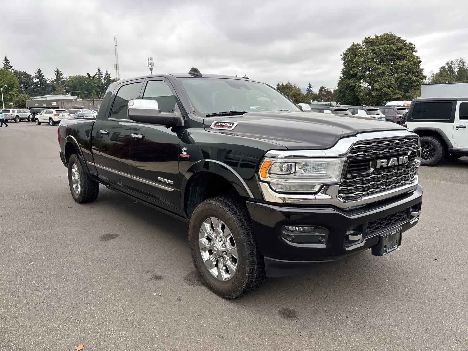 Used 2019 RAM 3500 Limited AWD/4WD image 6