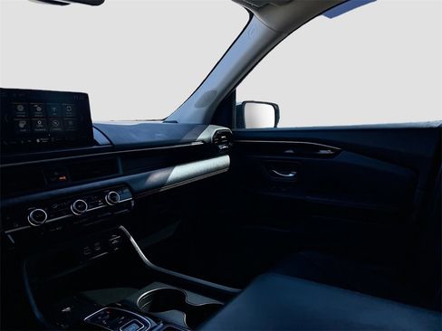 Used 2024 Honda Pilot EX-L image 22