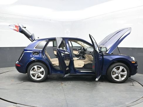 Used 2020 Audi Q5 Prestige w/ Prestige Package AWD/4WD image 57