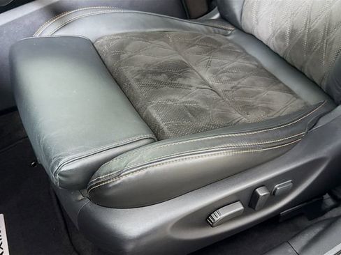 Certified 2023 Nissan Maxima SR w/ Sport Mat Group image 21