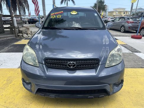Used 2005 Toyota Matrix image 2