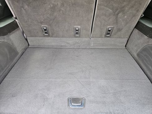 Used 2023 Cadillac Escalade ESV Sport w/ Heavy-Duty Trailer Package AWD/4WD image 35