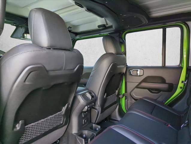 New 2026 Jeep Gladiator Rubicon w/ Steel Power Dome Hood Package AWD/4WD image 14