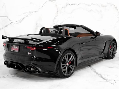 Used 2019 Jaguar F-TYPE SVR image 14