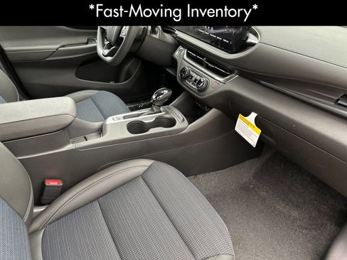 New 2026 Buick Envista Preferred image 16