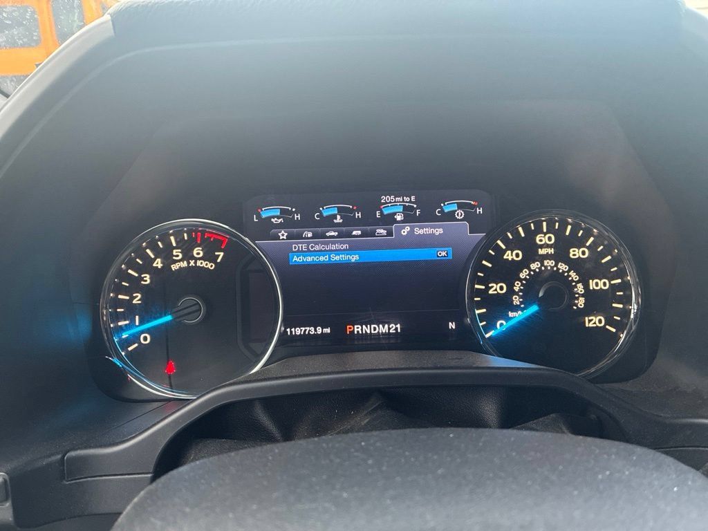 Used 2016 Ford F150 Lariat AWD/4WD image 14