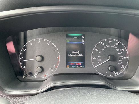 Certified 2025 Toyota Corolla SE image 21