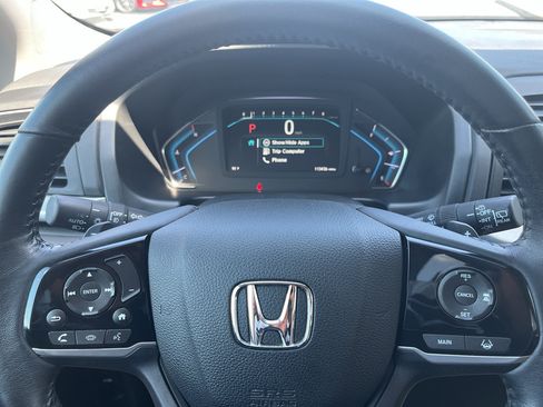 Used 2019 Honda Odyssey EX-L image 17