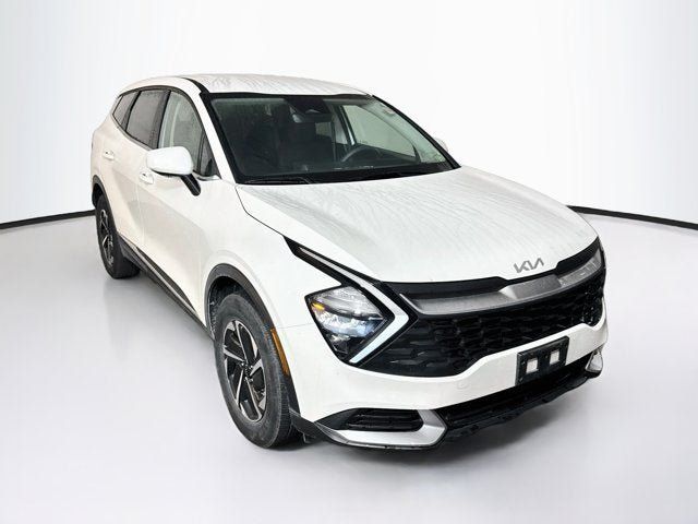 Used 2023 Kia Sportage LX AWD/4WD image 3