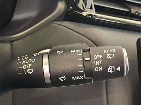 Used 2024 Land Rover Range Rover Velar S AWD/4WD image 29