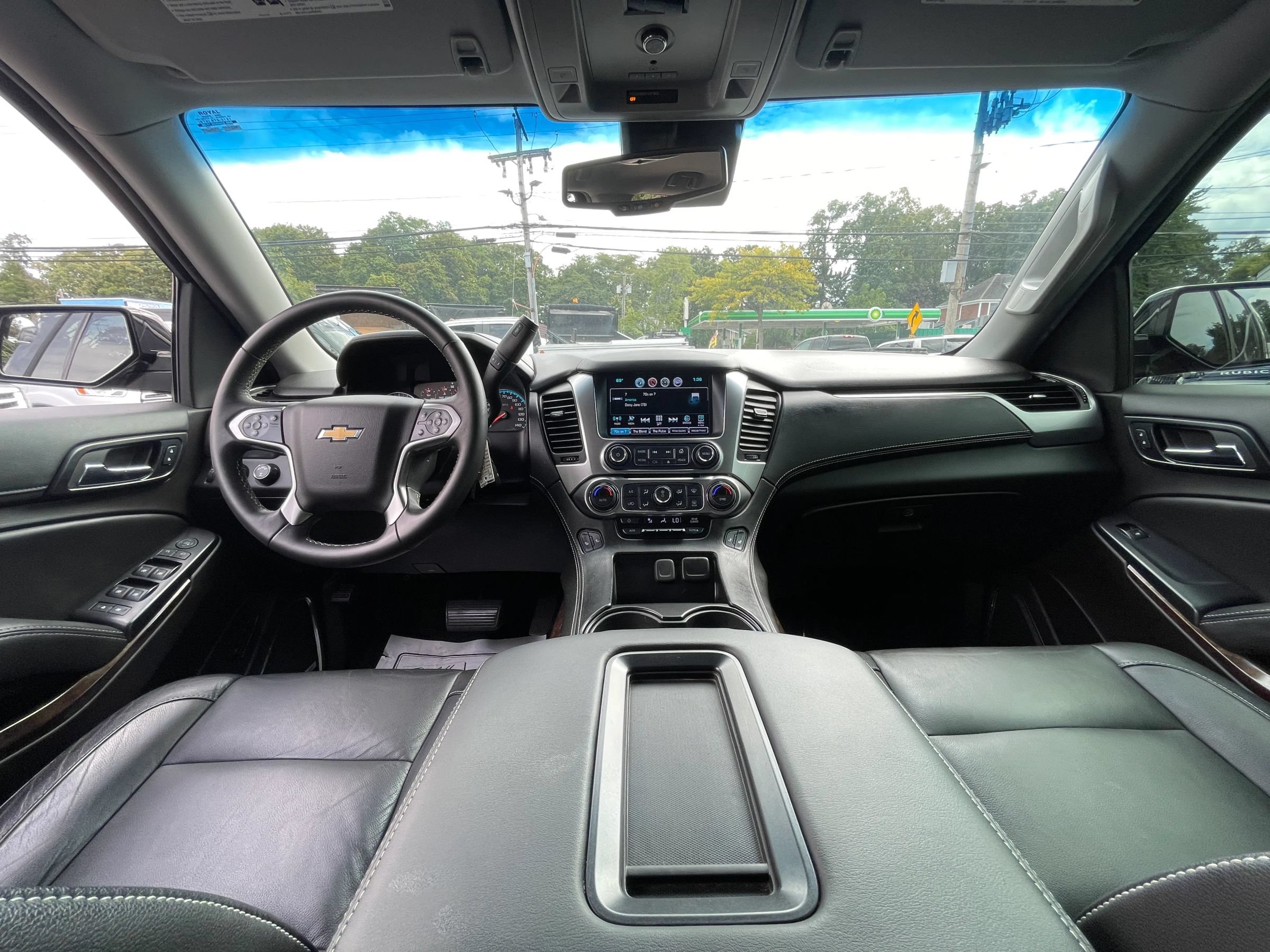 Used 2017 Chevrolet Tahoe LT AWD/4WD image 20