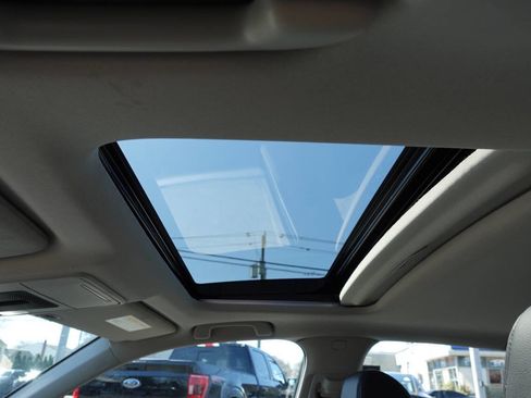 Used 2023 Honda Civic Touring image 18