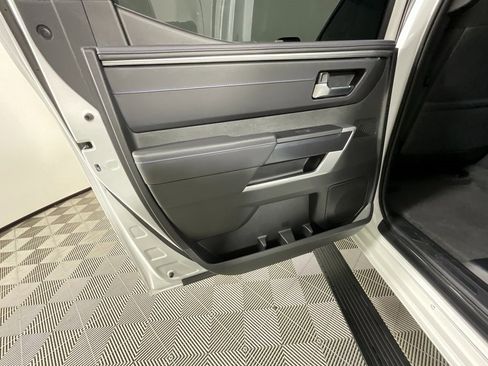 Used 2025 Toyota Tundra Platinum image 26