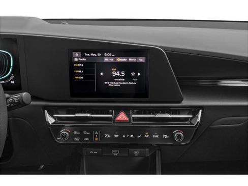 Certified 2024 Kia Niro LX image 13