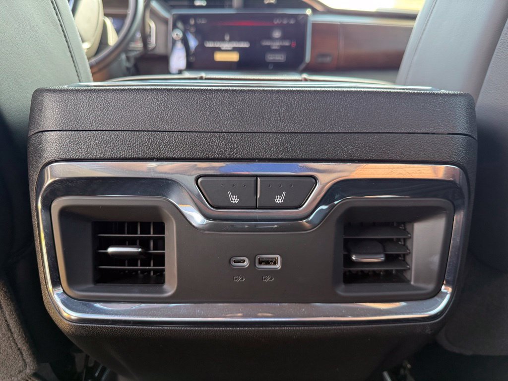 Used 2025 GMC Sierra 2500 Denali Ultimate AWD/4WD image 14