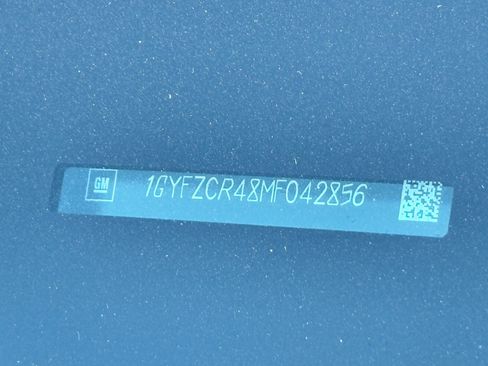 Used 2021 Cadillac XT4 Premium Luxury image 29