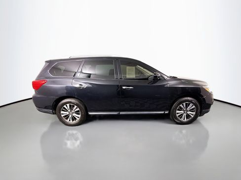 Used 2019 Nissan Pathfinder SV AWD/4WD image 11