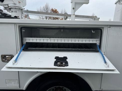 Used 2015 Ford F450 XL w/ Power Equipment Group image 31