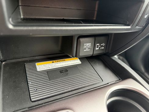 Used 2023 Honda Passport EX-L image 12