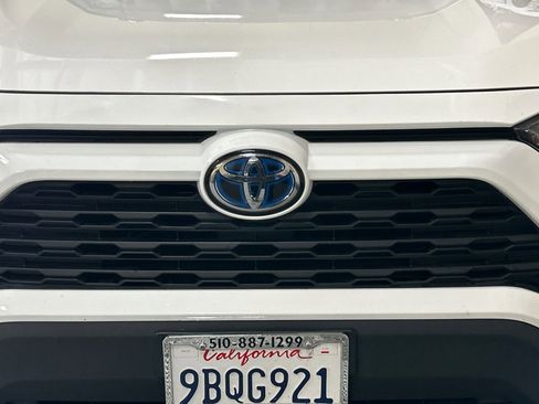 Used 2022 Toyota RAV4 LE image 42