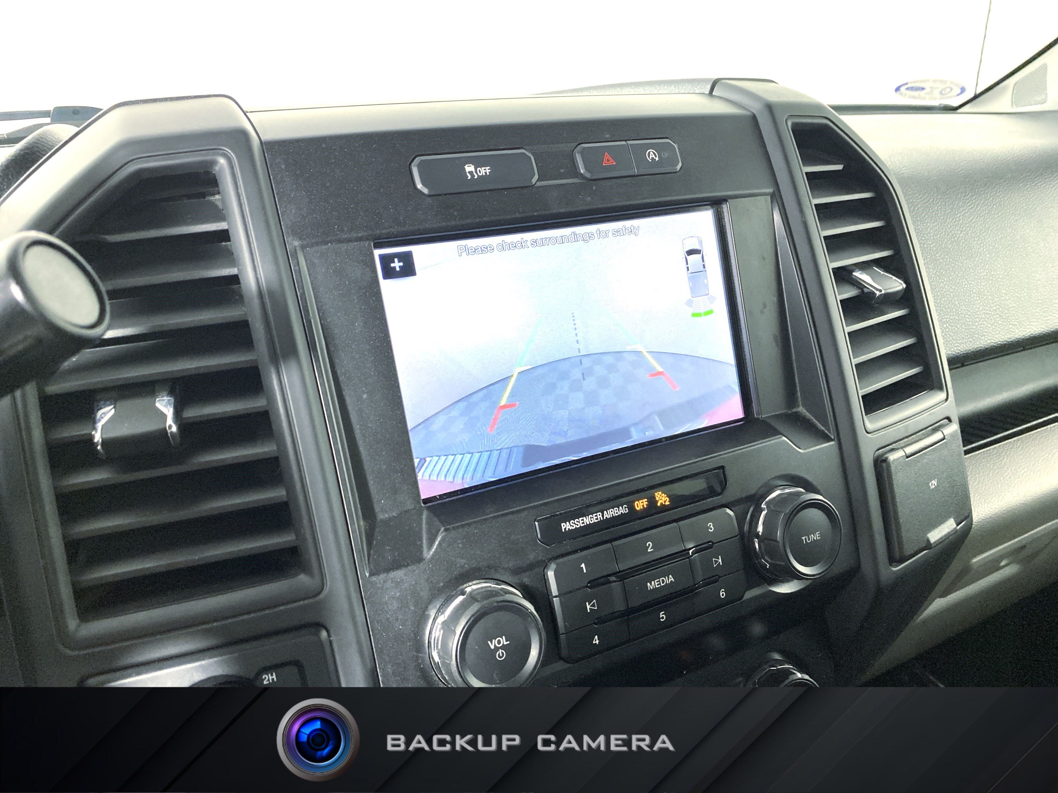 Used 2019 Ford F150 XL w/ Equipment Group 101A Mid AWD/4WD image 4