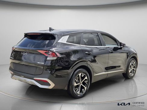 Certified 2024 Kia Sportage EX image 7