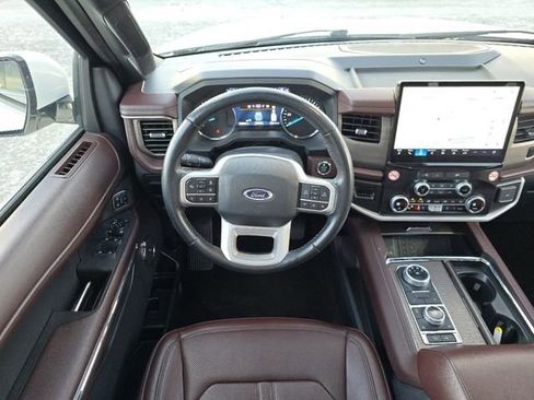Used 2024 Ford Expedition Max Limited image 27