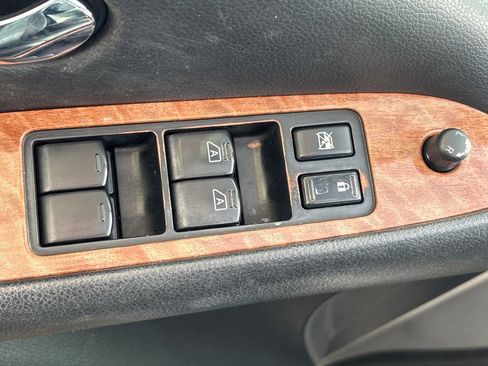 Used 2011 Nissan Murano LE w/ Navigation Pkg image 7