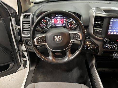 Used 2020 RAM 1500 Big Horn AWD/4WD image 18