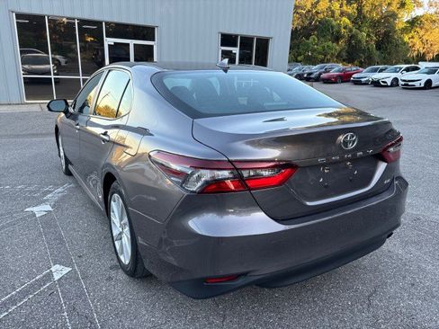 Used 2024 Toyota Camry LE image 7