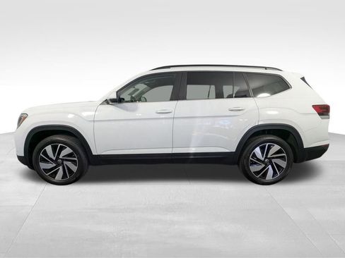 Used 2024 Volkswagen Atlas SE image 19
