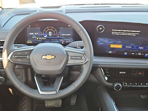 Used 2026 Chevrolet Tahoe LS RWD image 14