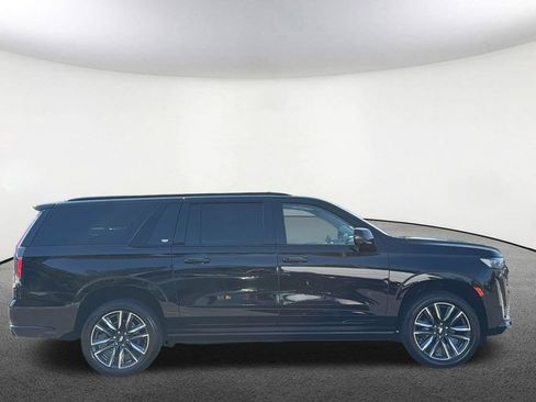 Certified 2024 Cadillac Escalade ESV Sport Platinum w/ LPO, ONYX Package AWD/4WD image 22
