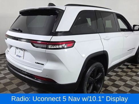 Used 2023 Jeep Grand Cherokee Limited w/ Black Appearance Package image 8