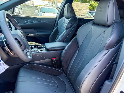 New 2026 Lexus RX 500h F Sport AWD/4WD image 18