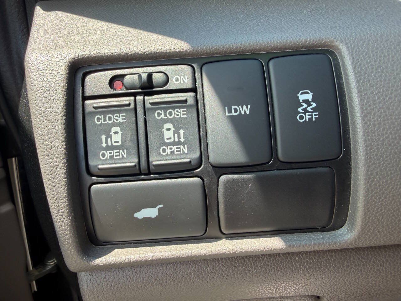 Used 2014 Honda Odyssey EX-L image 18
