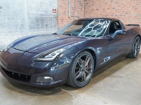 Used 2013 Chevrolet Corvette Coupe w/ Battery Protection Package RWD image 19
