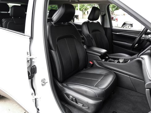 Used 2021 Jeep Grand Cherokee L Limited w/ Luxury Tech Group II AWD/4WD image 44
