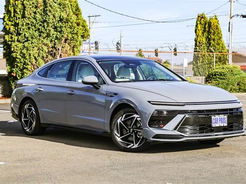 Used 2024 Hyundai Sonata SEL w/ Convenience Package image 2