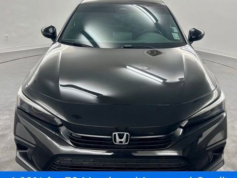 Used 2022 Honda Civic Sport image 2