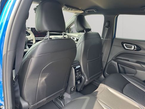 New 2026 Jeep Compass Latitude image 18