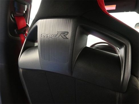 Certified 2024 Honda Civic Type R image 16