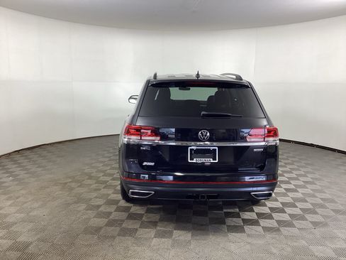 Used 2022 Volkswagen Atlas SE AWD/4WD image 3