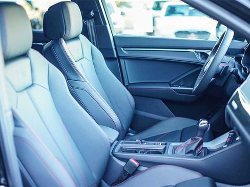New 2025 Audi Q3 2.0T Premium Plus image 16