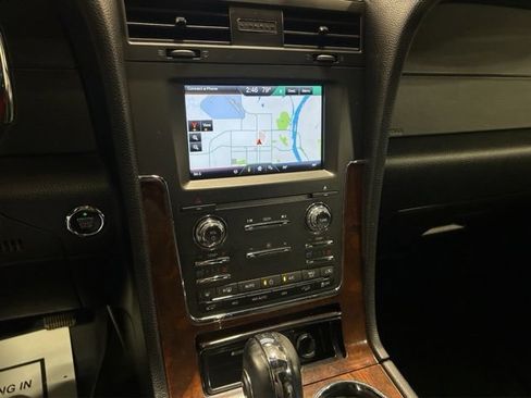 Used 2015 Lincoln Navigator L 4WD image 17