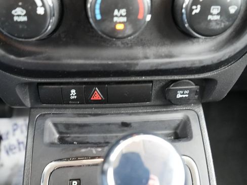 Used 2015 Jeep Patriot Sport w/ Power Value Group image 27